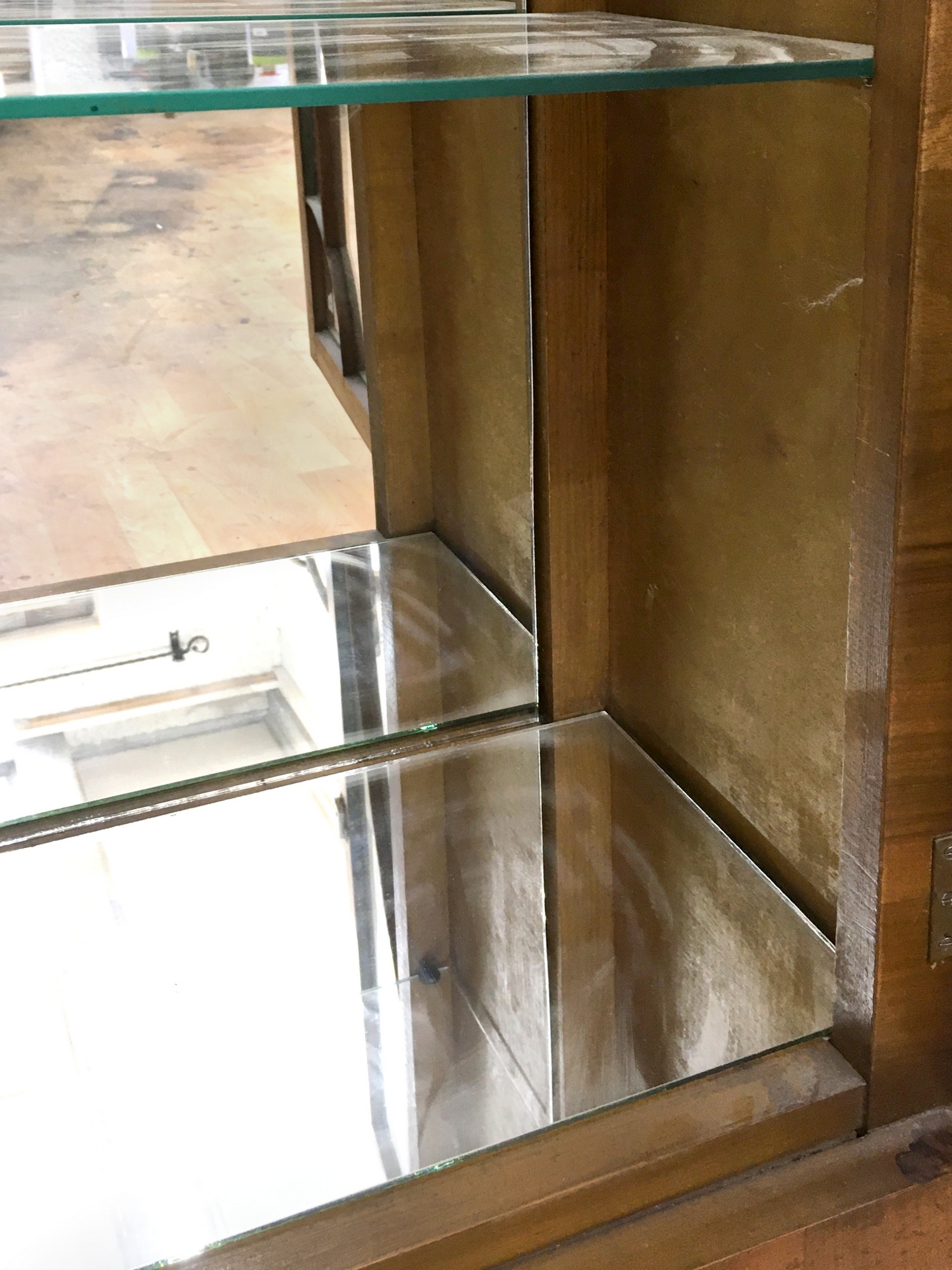 Schrank Art Deco antik Möbel Spiegel Vollholz Artdeco Möbel