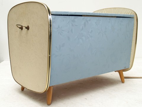 Vintage Hocker Wäschetruhe