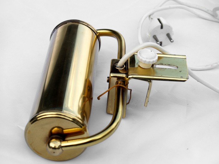 Bildbeleuchtung Messing