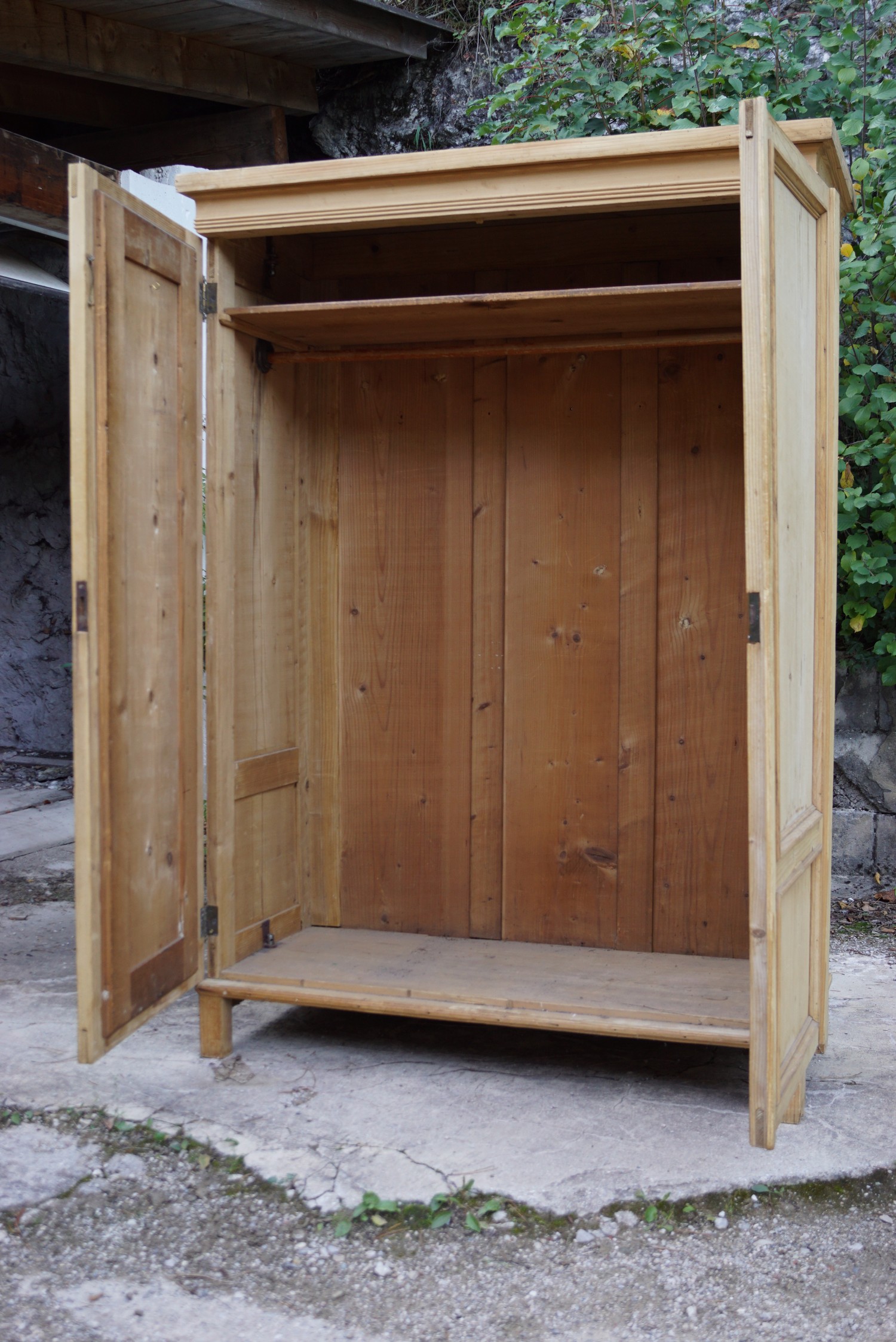 Bauernschrank antik Weichholz Dielenschrank Spiegel Schrank Kasten Bauernmöbel Garderobe kleiderschrank Naturholz