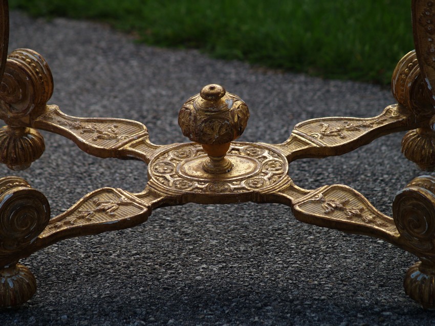 Antiquität Tisch vergoldet 1770