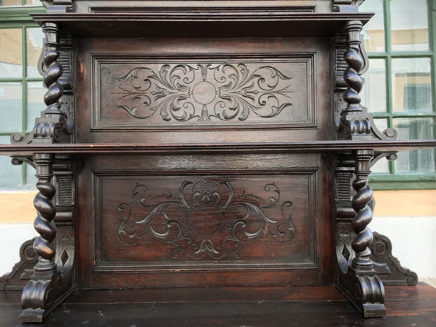 Buffet Schrank antik Jagd