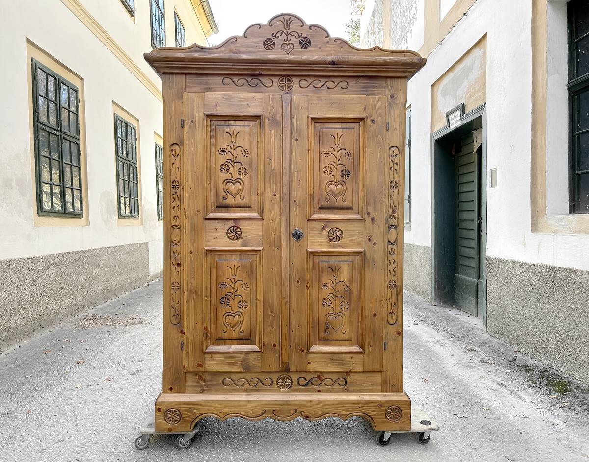 Voglauer Bauernschrank Antikdesign Massivholz Landhausstil Möbel Vintage