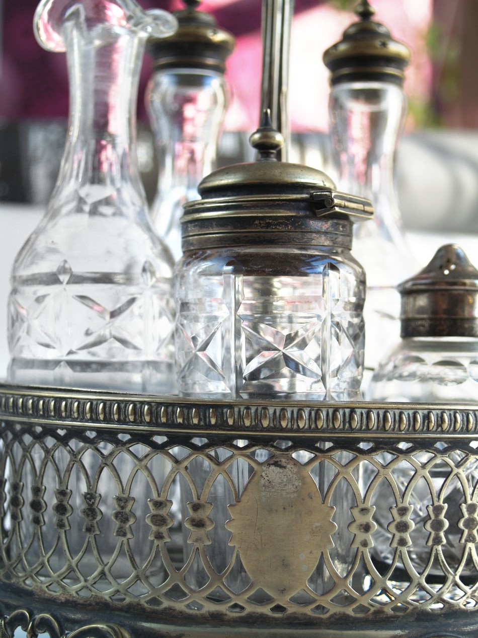 Versilbert Gewürzbehälter Menage Kristall Essig Öl