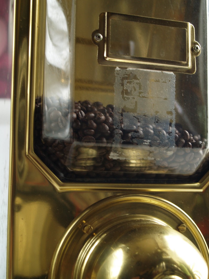 Kaffeeschütte Messing