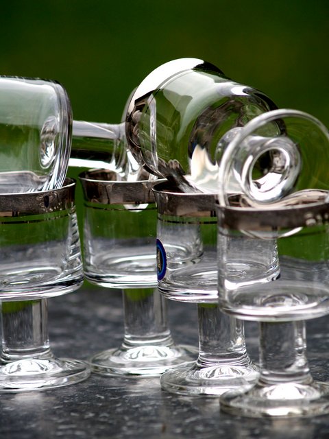 Schnapsglas Silberrand