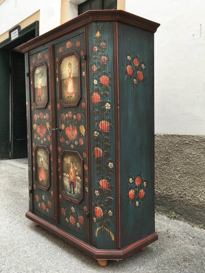 Schrank handbemalt Blumen
