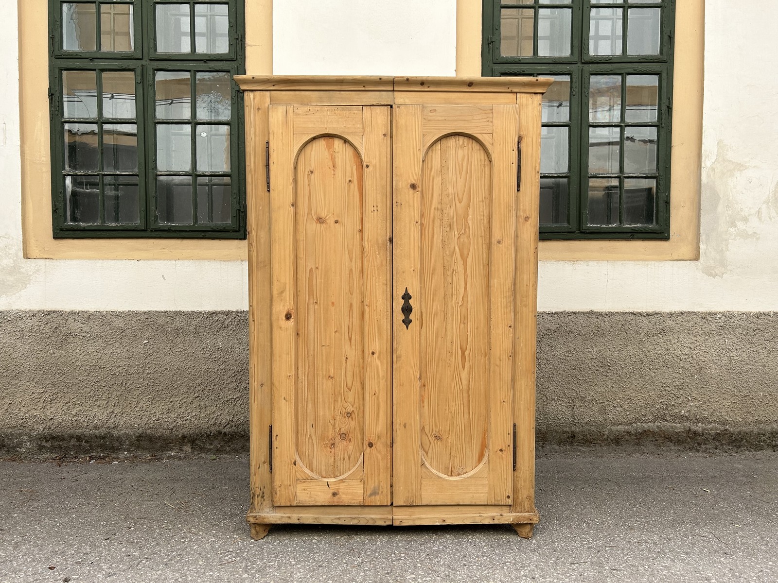 Naturholzschrank antik Bauernschrank 1860 Kleiderschrank Weichholz