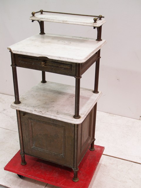 Jugendstil Nachttisch Messing