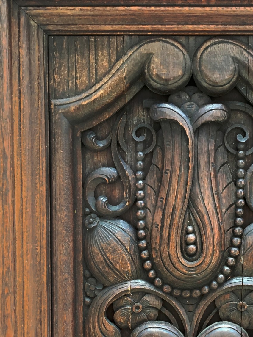 Jugendstil Vitrine Schrank Kristallgläser Geschirrschrank