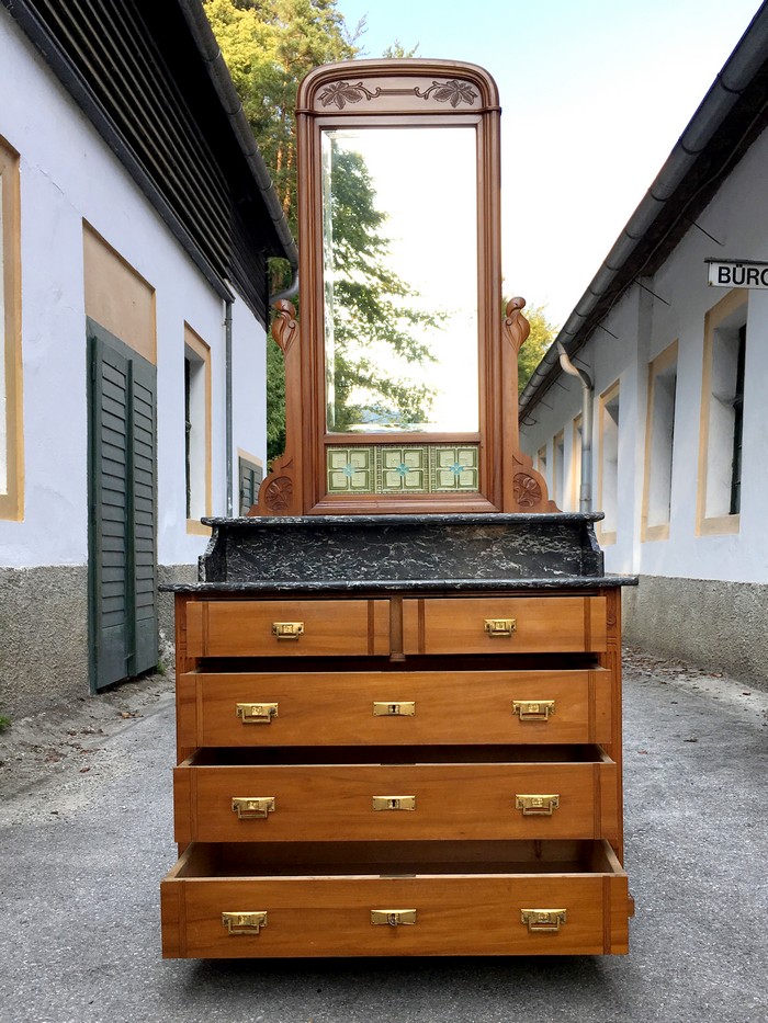 Jugendstil Garderobe Schrank antik