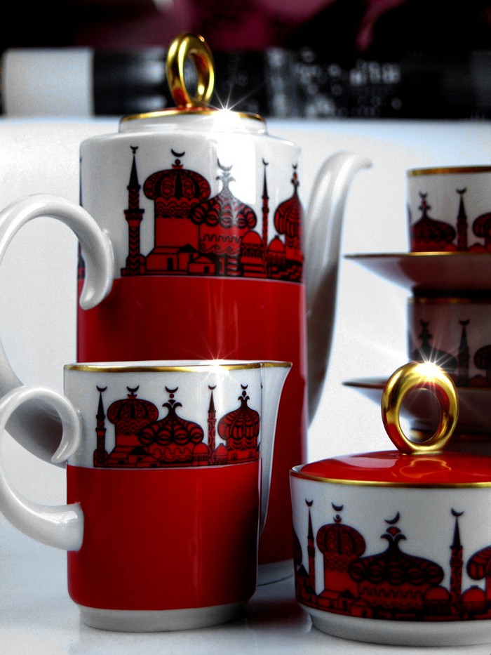 Kaffeeset Freiberger Porzellan Geschirr Vitntage rot Zwiebeltürme gold