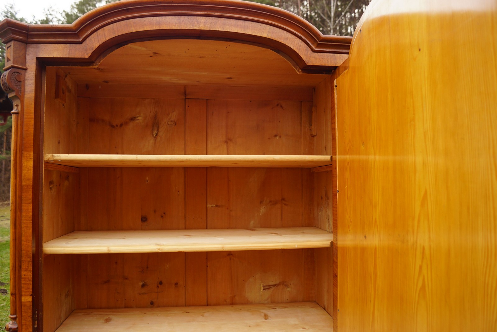 Schrank Kasten antik Spiegelschrank Historismus Garderobenschrank