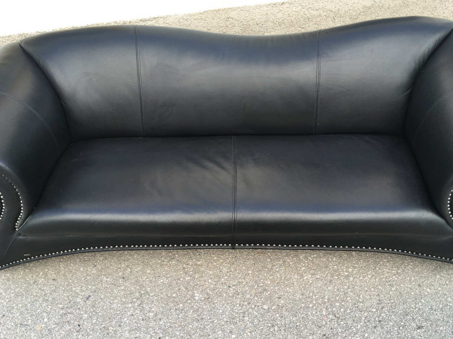 Design Sofa Original noir Bretz gebraucht neuwertig Film Requisite Nachhaltig Möbel kaufen schwarz Ledersofa