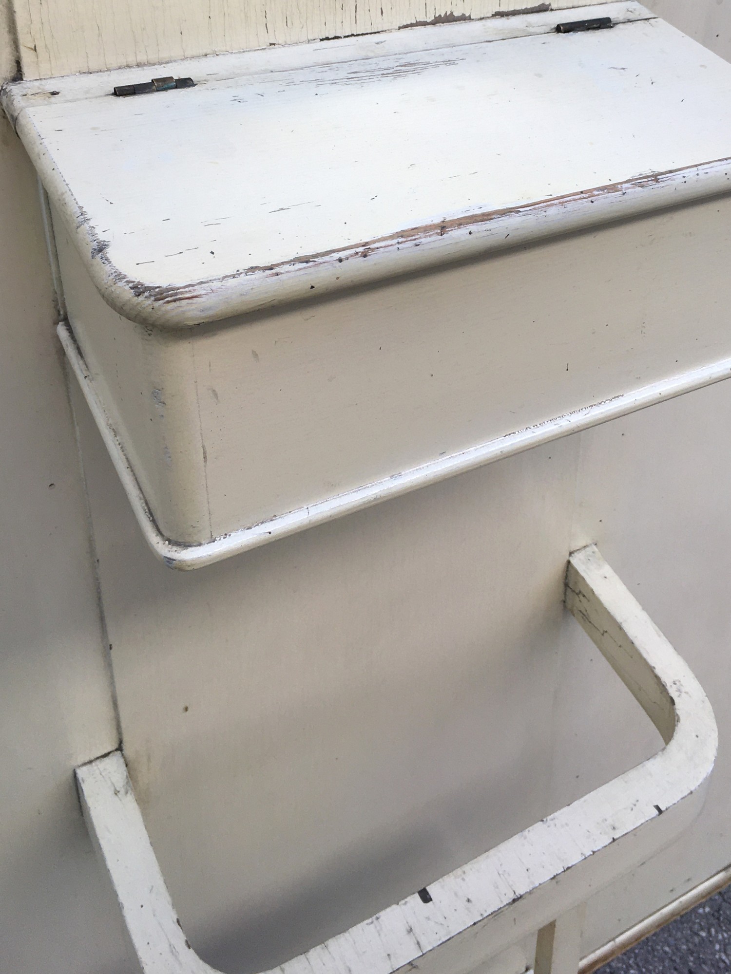 Antike Garderobe Jugendstil um 1920, Cremefarbe antik Shabby Chic Wandpaneel Spiegel Schlüsselkasten Schirmständer