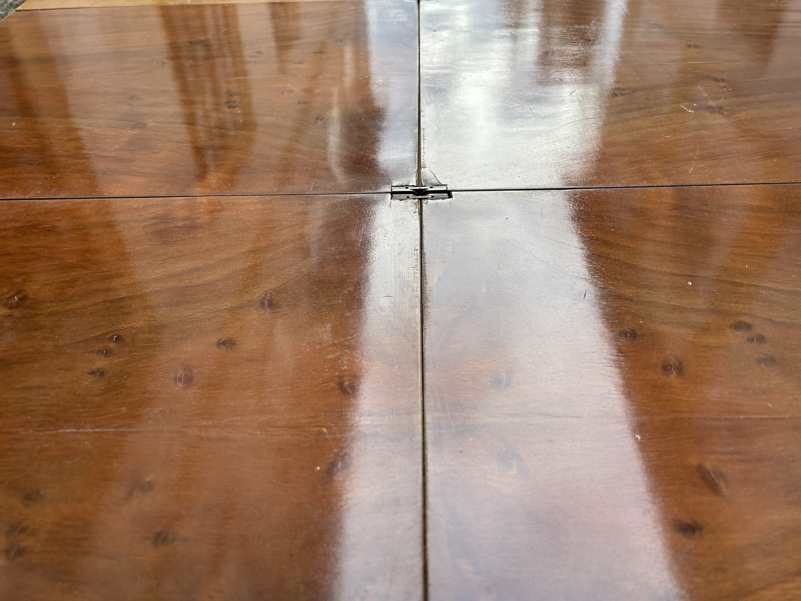 artdeco tisch antik ausziehbar nuss art deco Speisetisch massivholz antiquität brutalistisch