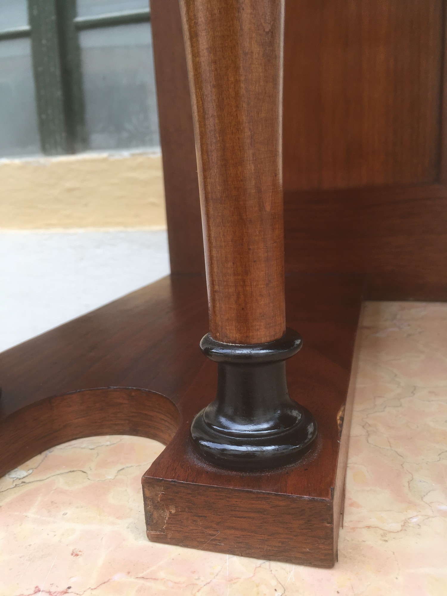 Jugendstil Schrank ArtNouveau secessionistisch Kredenz Vitrine antik Kirschen beschnitzt Jugendstil