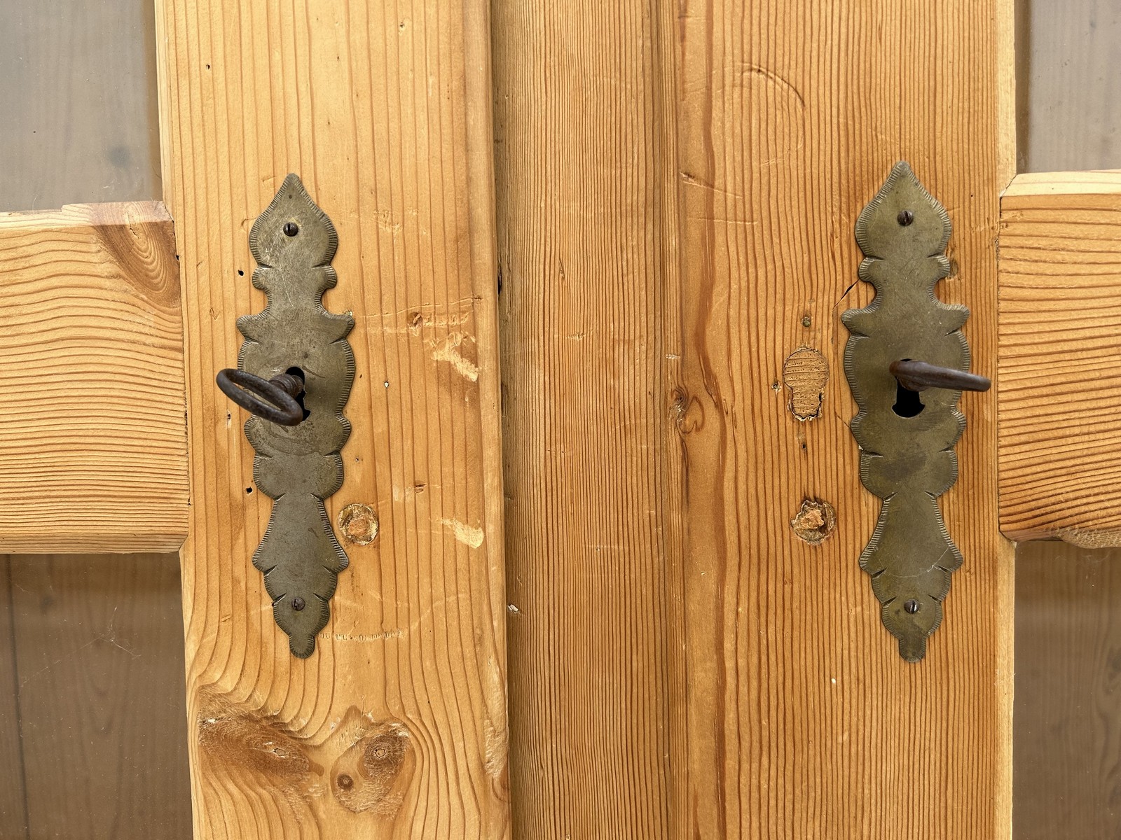 Bauernschrank Antiker Geschirrschrank Landhaus Vitrine