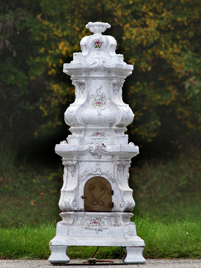 Keramik Ofen Majolika Antikstil