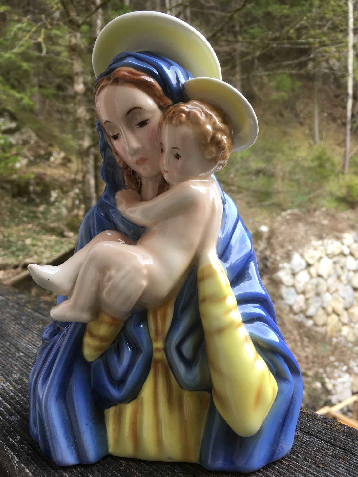 Keramos Figur Sakral Maria Josef Jesus Heiligenfigur Tischdeko Porzellan Bauernschrank Vitrinenstück neuwertig Vintage Austria