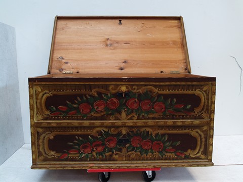 antike Truhe Vintage