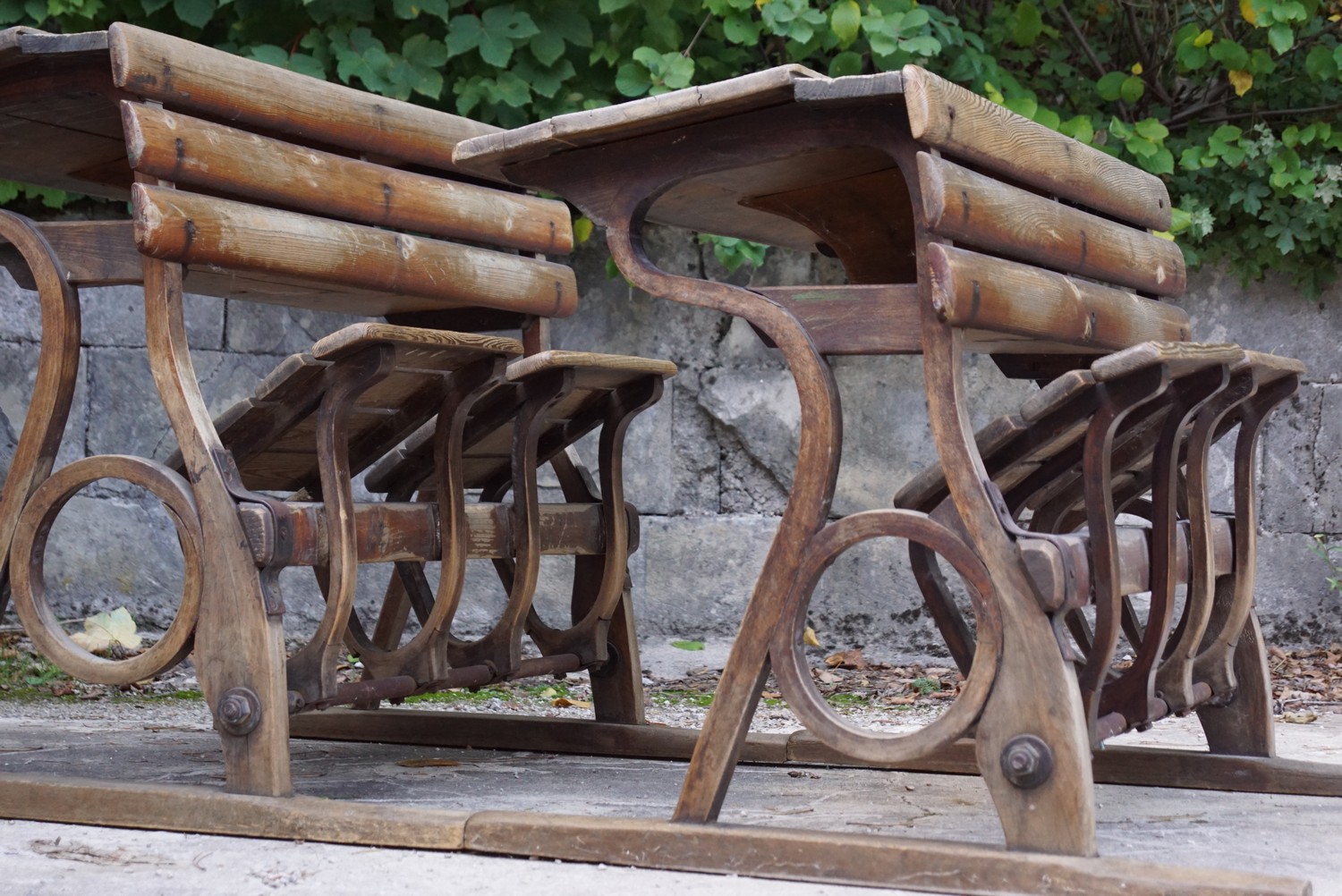 Sitzbank Schreibtisch Sitzbänke antik Tische Bugholz Vintage Industrial Design Holz Metall