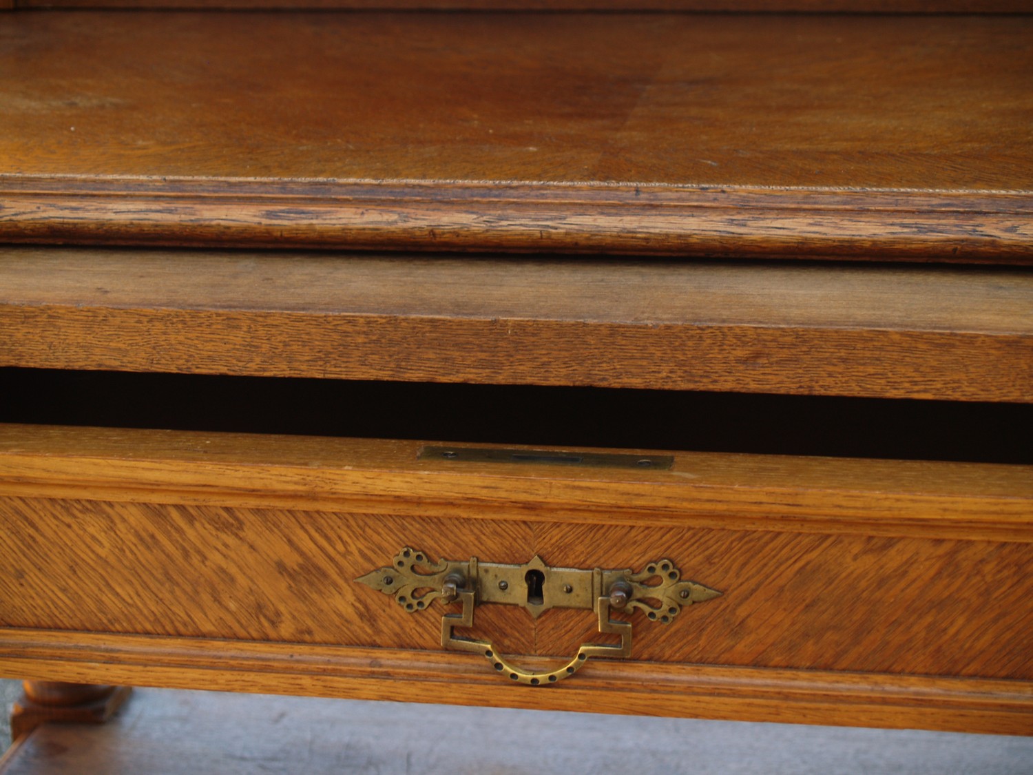 Buffet Schrank Anrichte Möbel antik Regal Holz Vollsäulen Kommode Konsole