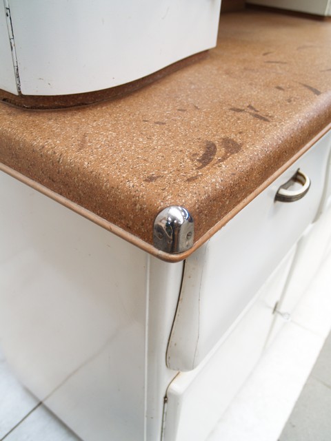 Küchenschrank weiß