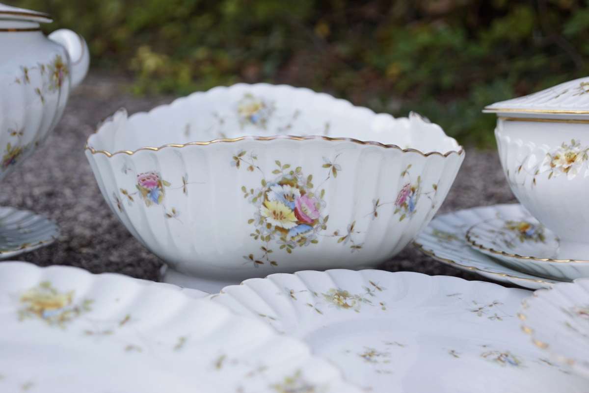 antikes Porzellan Komplettset blümchen gold eckig antikes Geschirr Shabby chic Vintage Jugendstil Teller Terrinne Sauciere