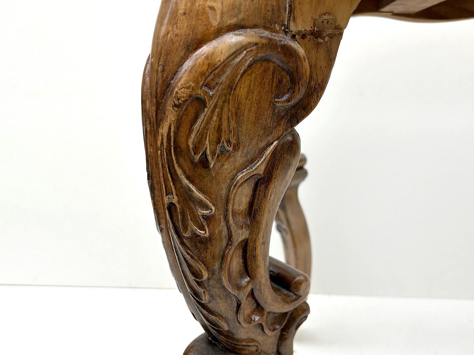 Tisch antik Biedermeier Nussholz Antiquität um 1800