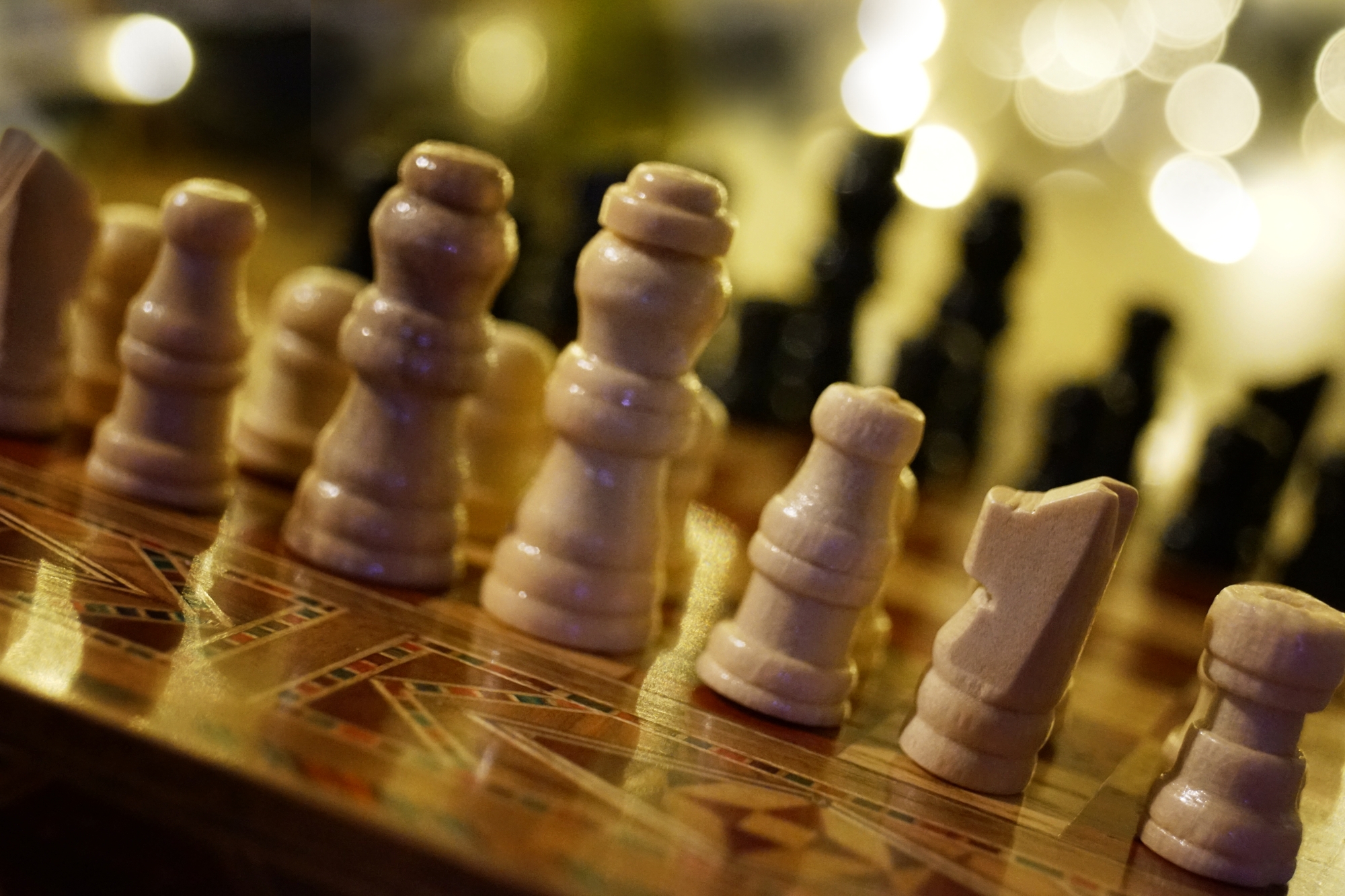 Reiseschachbrett Vollholz Intarsien klappbar neuwertig