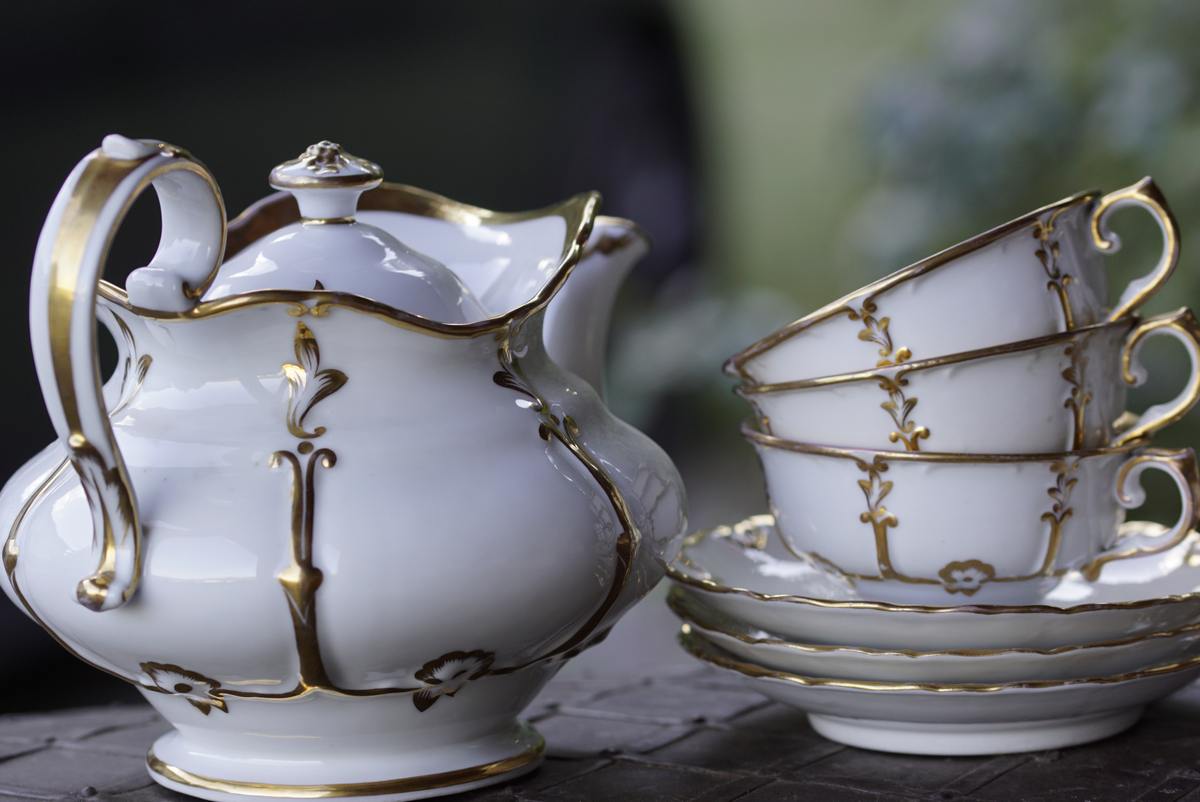 Antikes Porzellan Teeservice Biedermeier gold barock