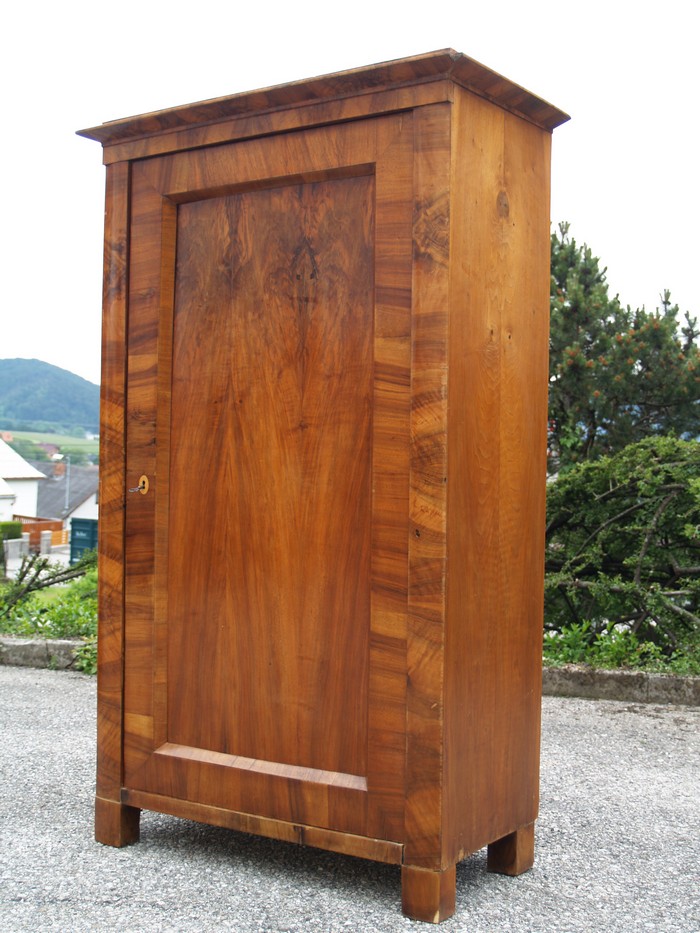 Biedermeier Kasten