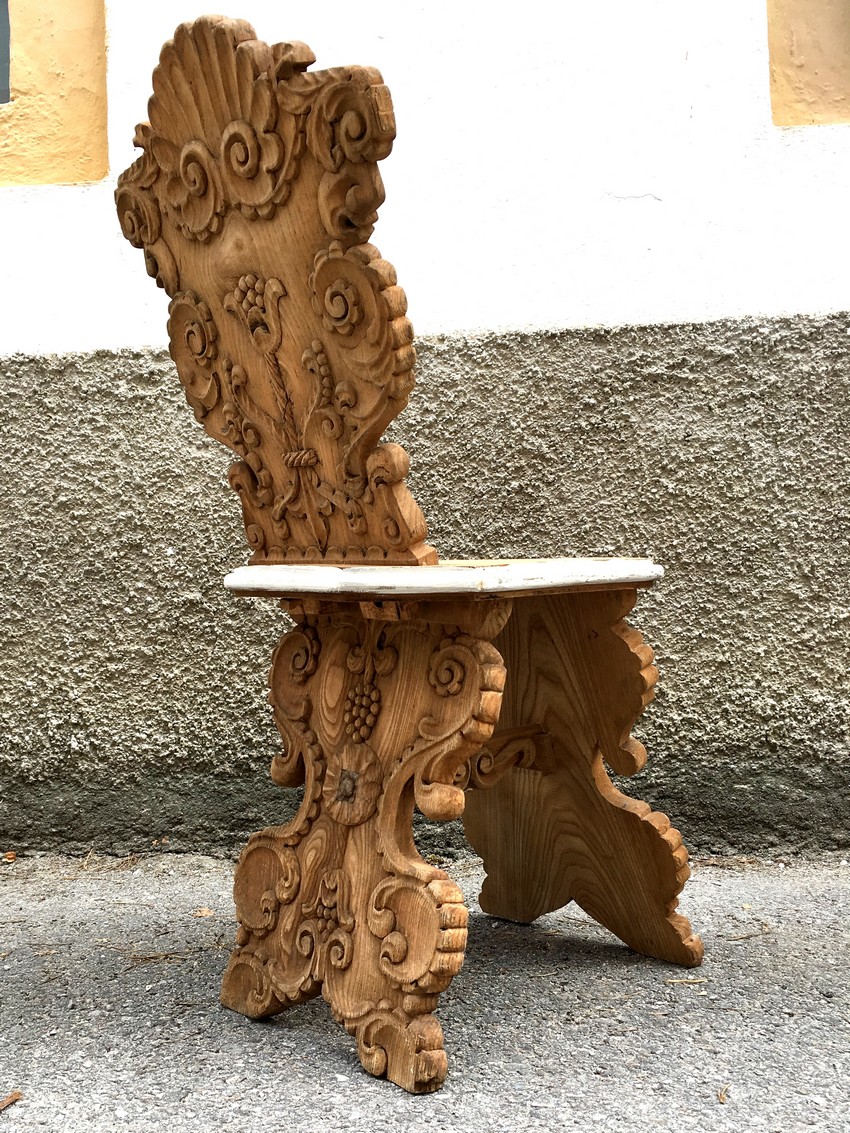 Renaissance Stuhl Fratzen Möbel antik