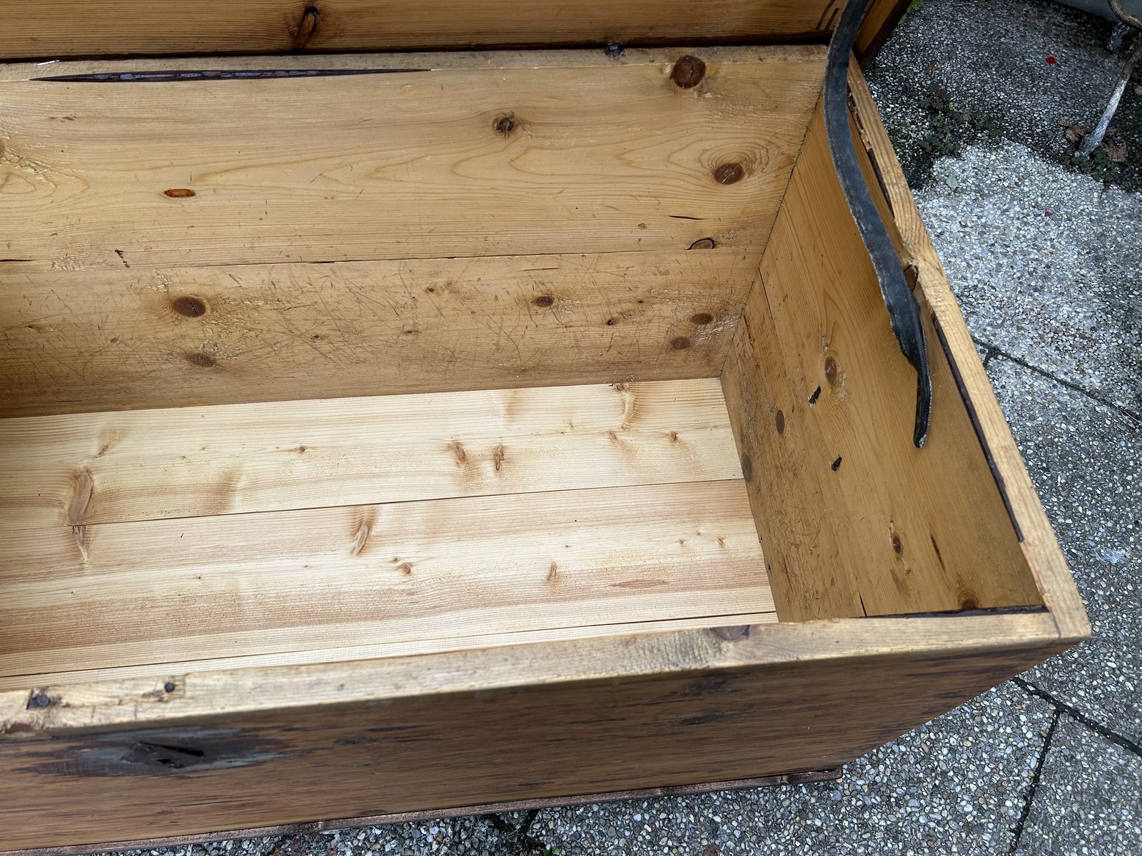 Truhe Weichholz antik Landhausstil Bauerntruhe ca. 1870 Truhe Weichholz antik Landhausstil Bauerntruhe ca. 1870