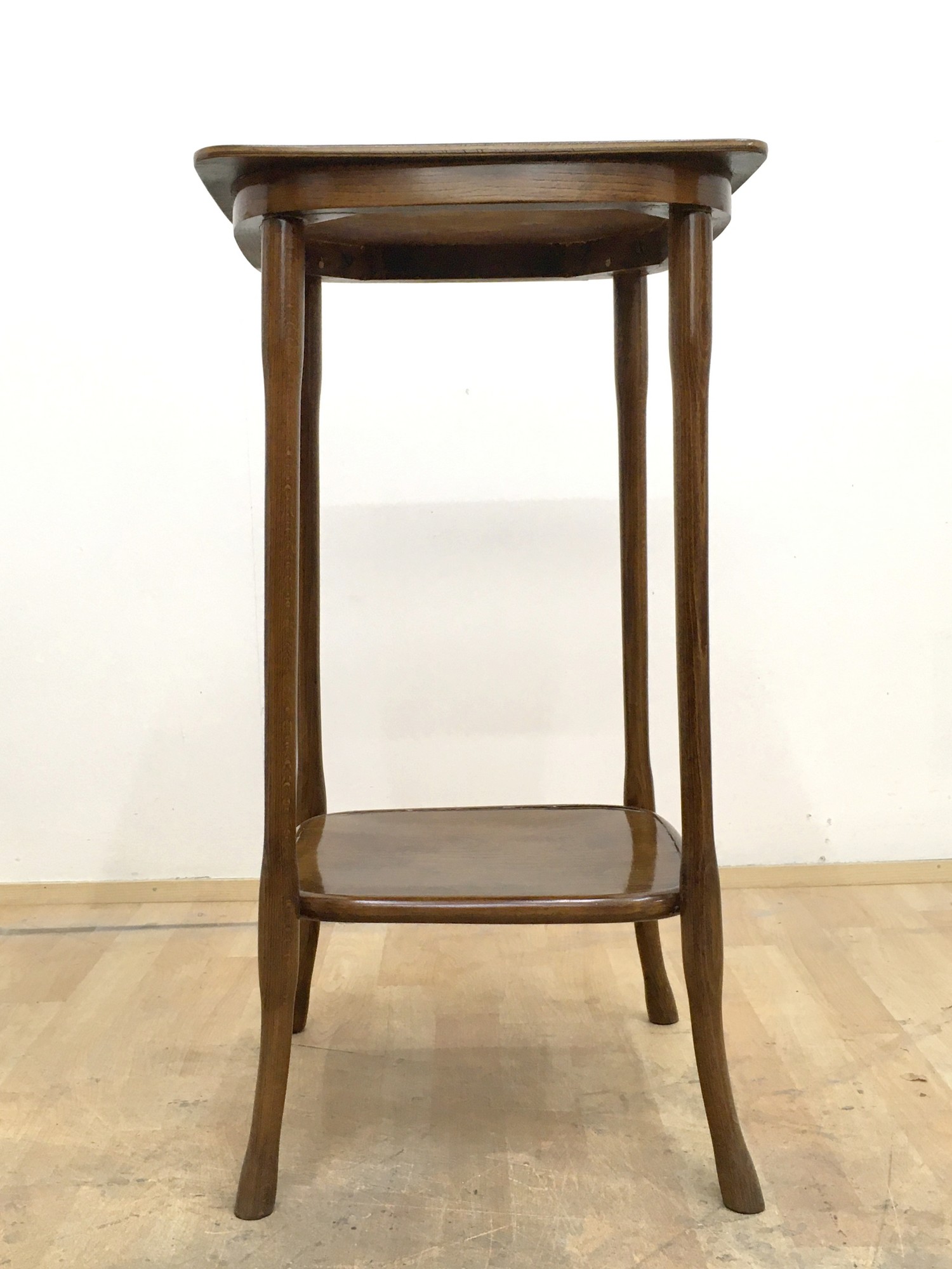 Kohn Tisch Beistelltisch Blumentisch Bugholz antik restauriert original