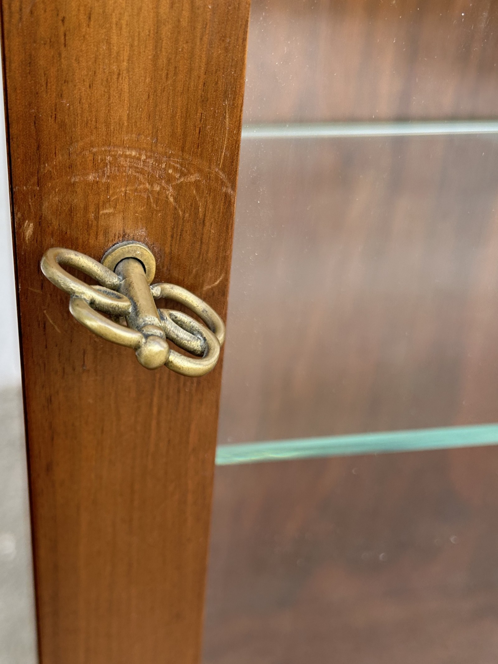 Vitrine Aufsatzvitrine Vitrinenschrank antik Schrank Art Deco dreiseitig verglast Bauhaus (Schrankmoebel)