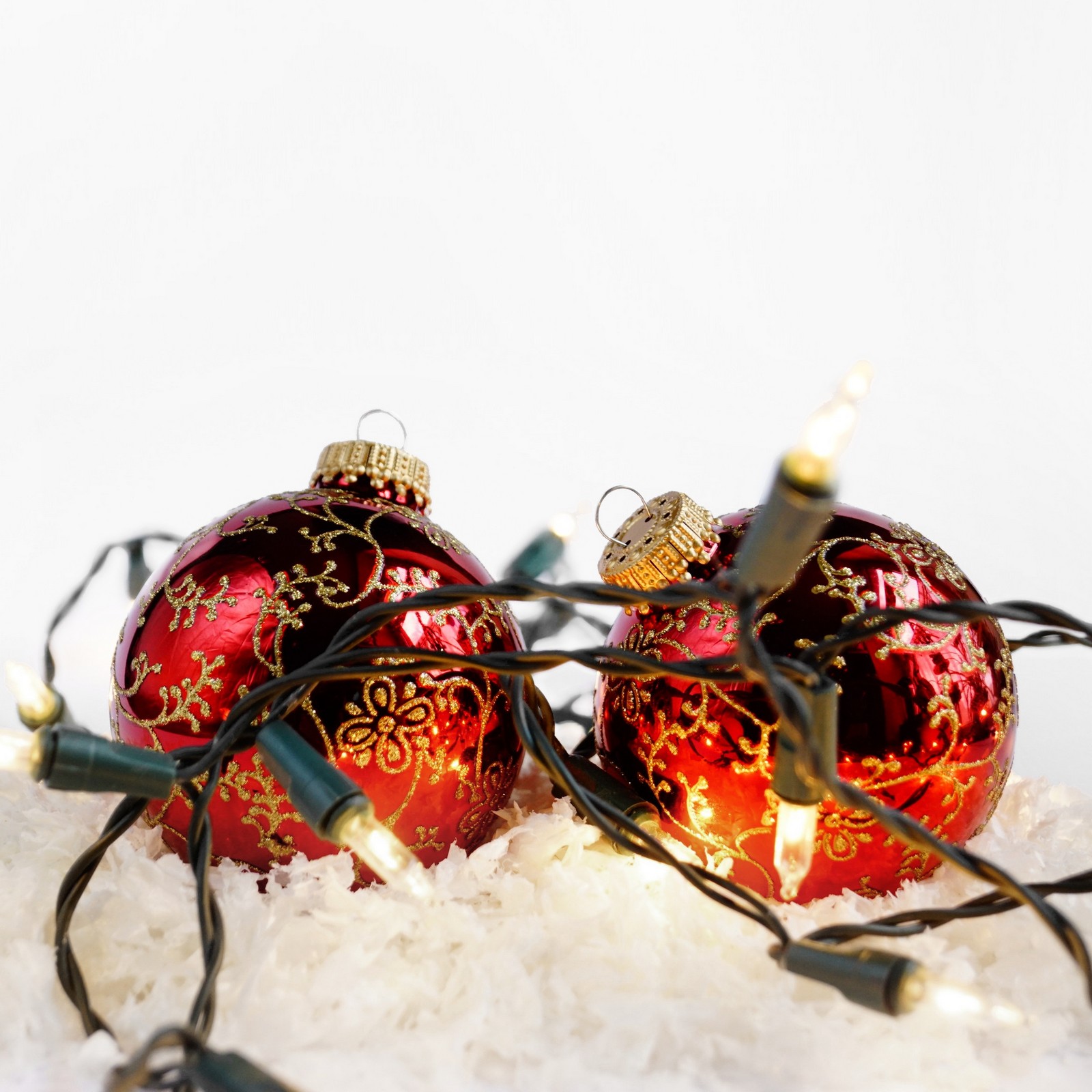 Christbaumkugel Glas mundgeblasen handgemacht lauscha Bauernweihnachtsbaum glitzer ranken handbemalt gold rot borte