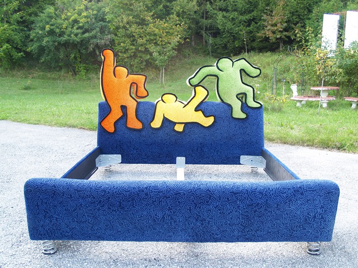 Bretz Bett Keith Haring