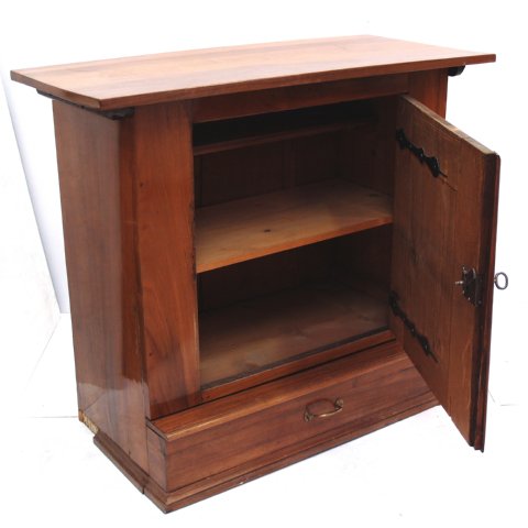 Klosterkommode antik