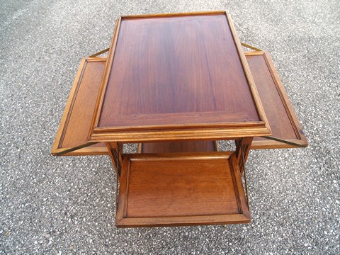 Beistelltisch ausziehbar antik