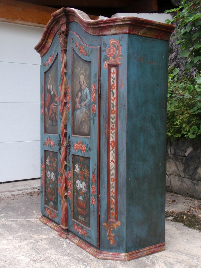 antiker Bauernschrank blau