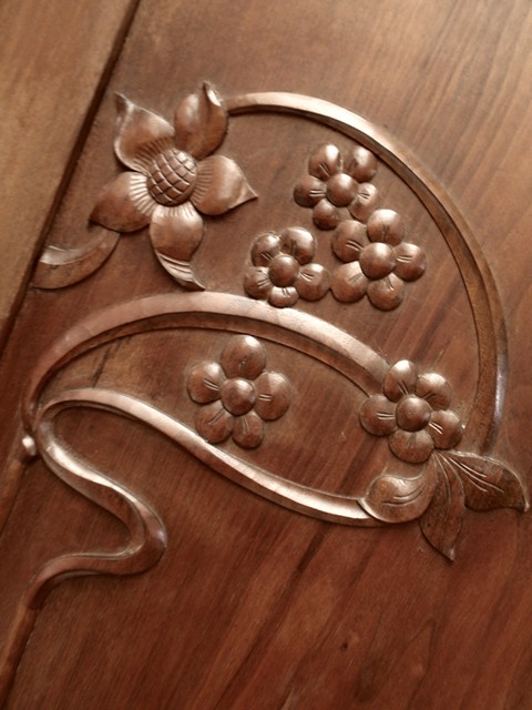 Jugendstil Schrank