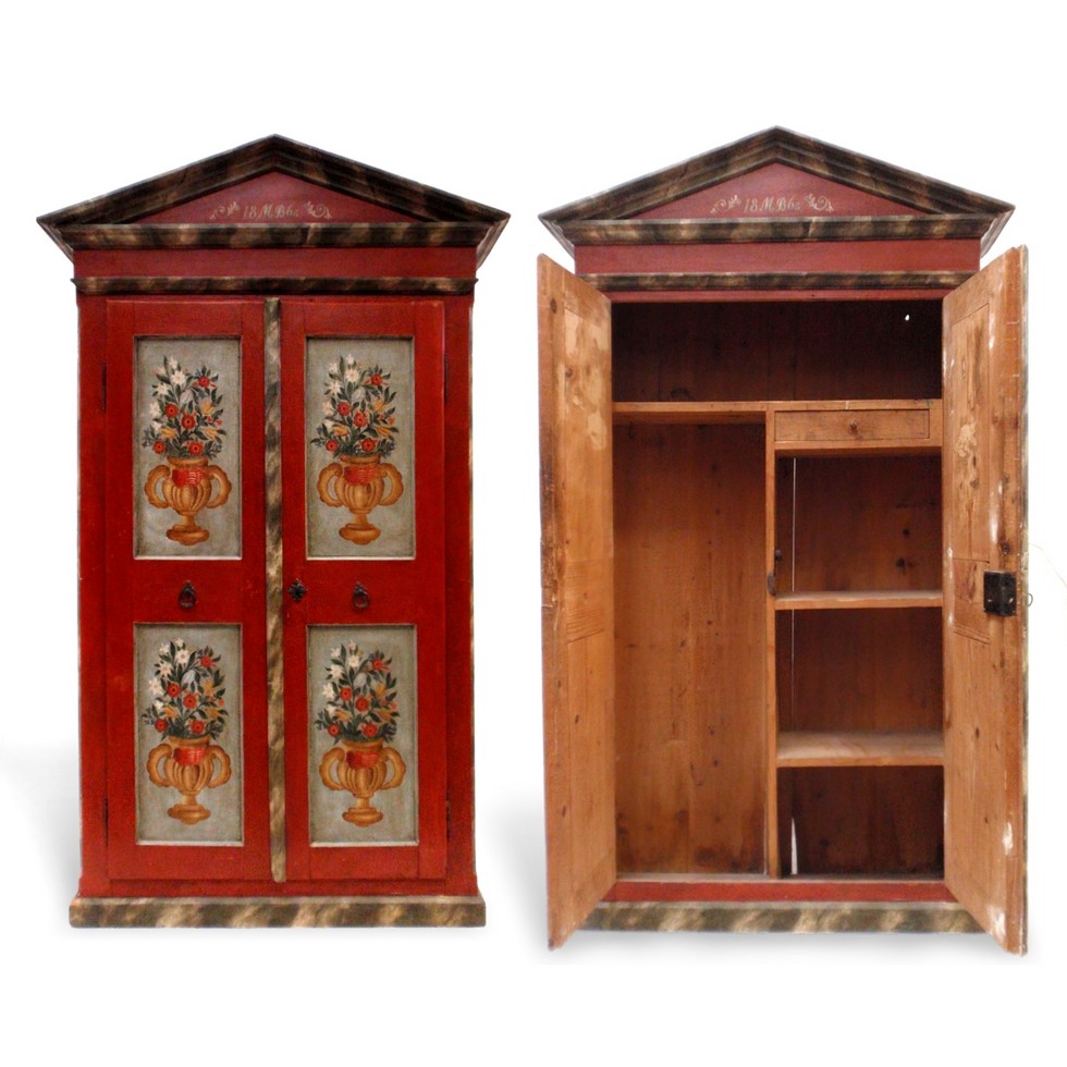 Antiker Bauernschrank rot bemalt