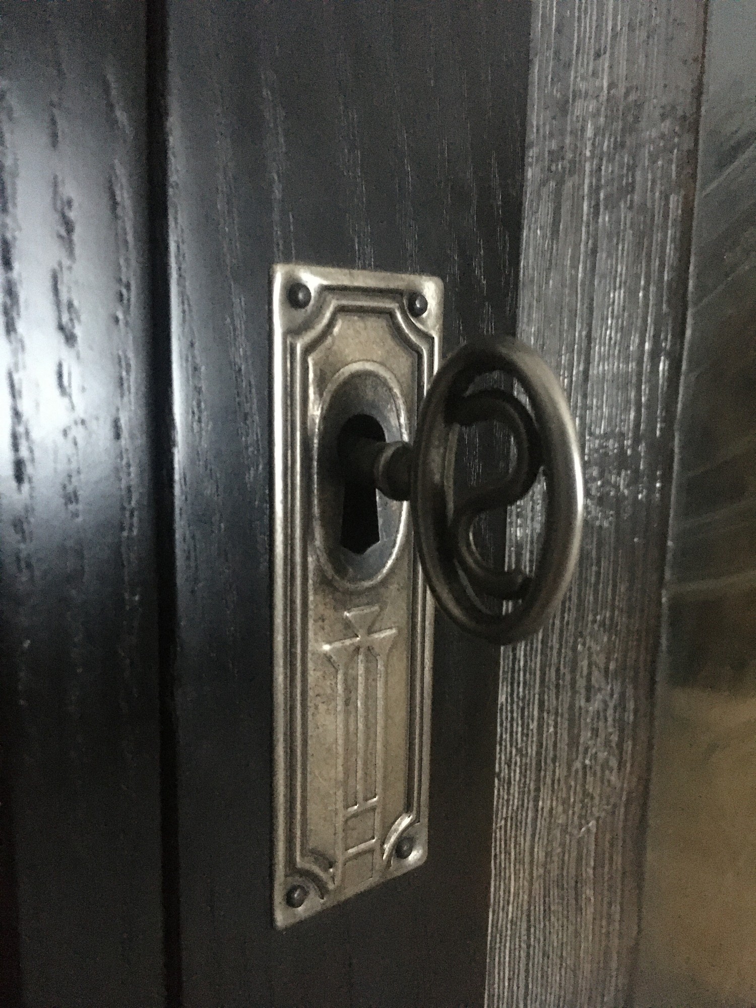 Schrank Jugendstil Buffet dreiteilig Anrichte schwarz Bleiverglasung Selva