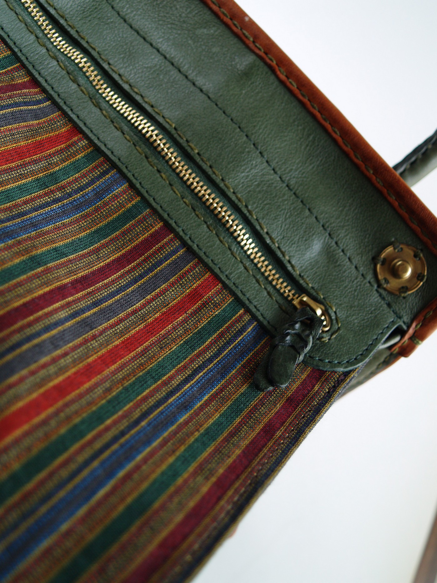 Gön Tasche Leder grün