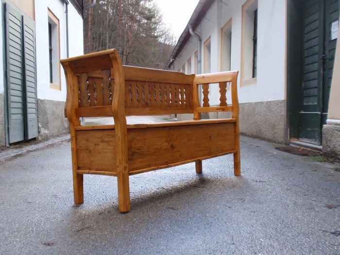 Sitztruhe antik