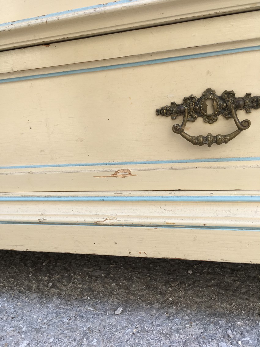 Shabby Chic Schrank antik
