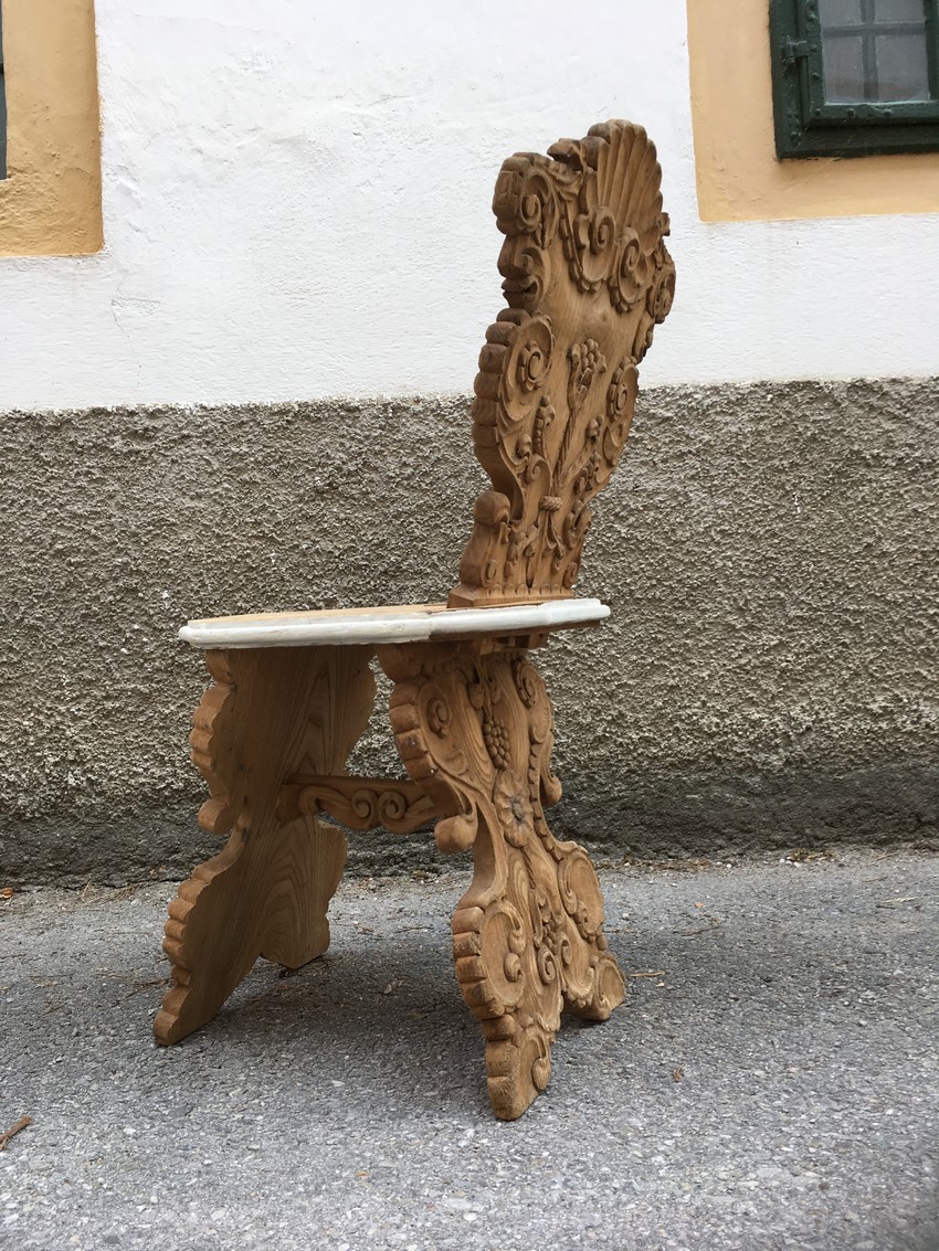 Renaissance Stuhl Fratzen Möbel antik