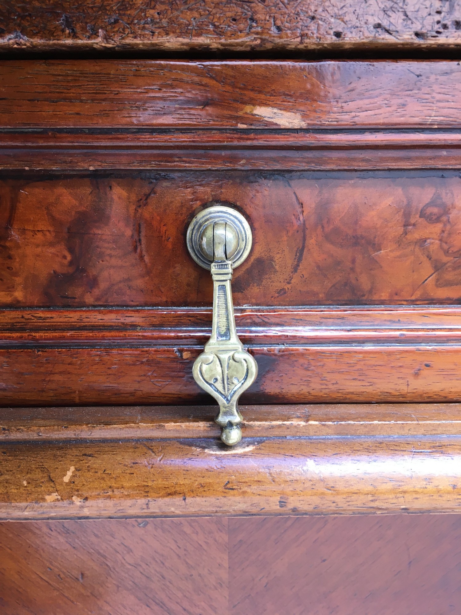 Anrichte Historismus